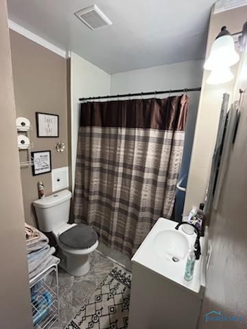 Photo 9 of 17 of 3846 Almeda Drive house