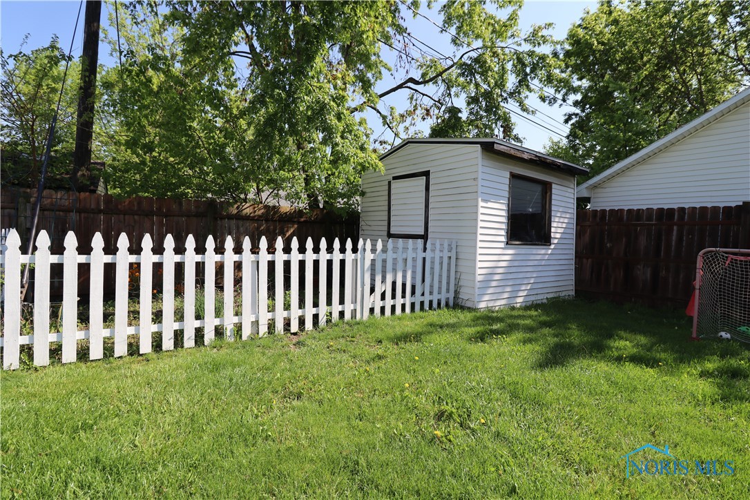 12432 Roachton Road, Perrysburg, Ohio image 7