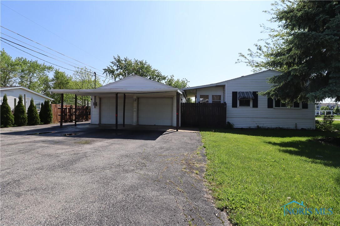 12432 Roachton Road, Perrysburg, Ohio image 3