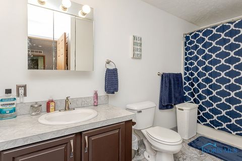 Tiny photo for 29479 Harriet Street, Millbury, OH 43447 (MLS # 6136453)
