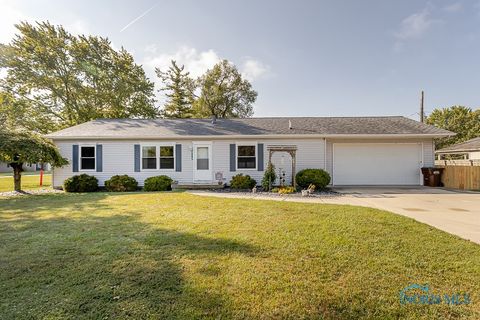 Photo of 29479 Harriet Street, Millbury, OH 43447 (MLS # 6136453)