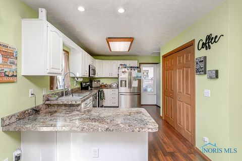 Tiny photo for 29479 Harriet Street, Millbury, OH 43447 (MLS # 6136453)
