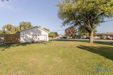 Tiny photo for 29479 Harriet Street, Millbury, OH 43447 (MLS # 6136453)