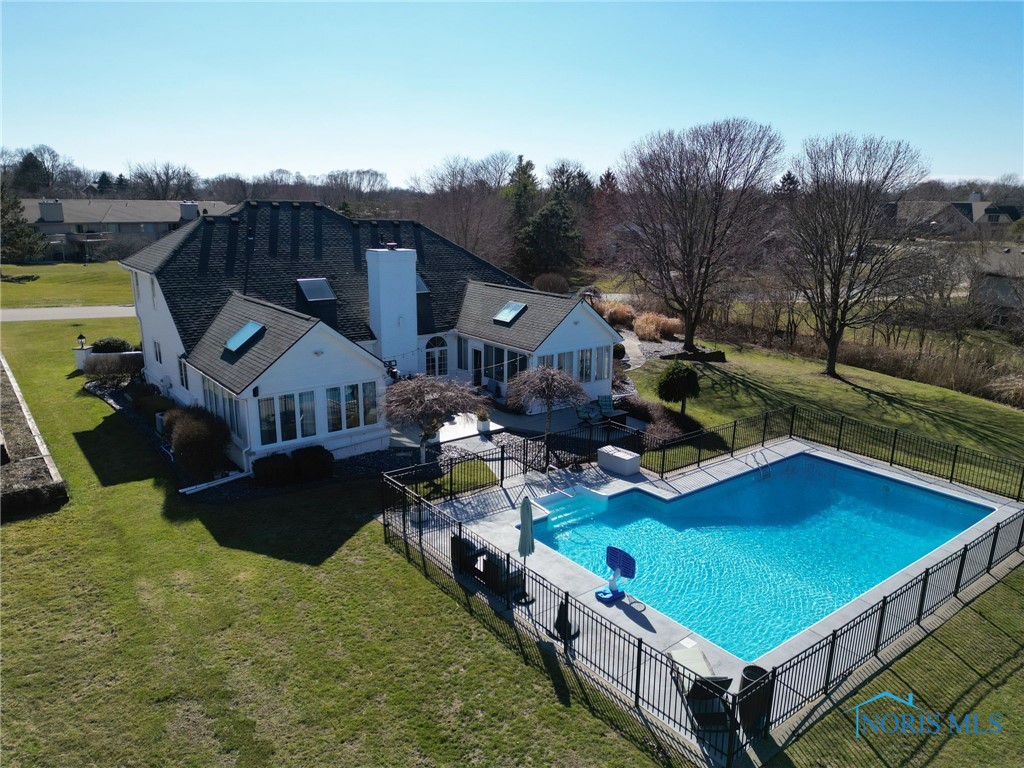 9800 Sheffield Road, Perrysburg, Ohio image 3
