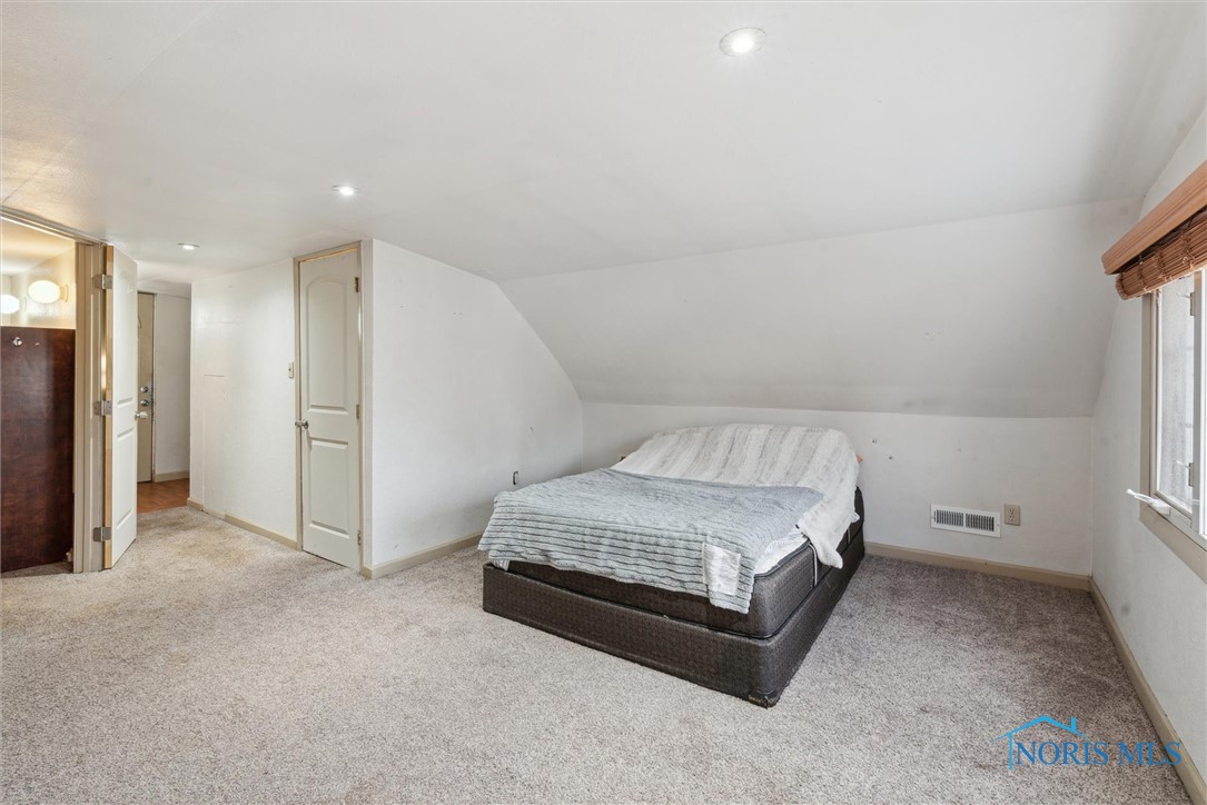 4417 Carl Drive, Maumee, Ohio image 32