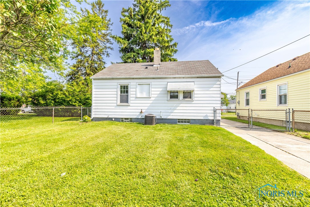 1205 Slater Street, Toledo, Ohio image 32