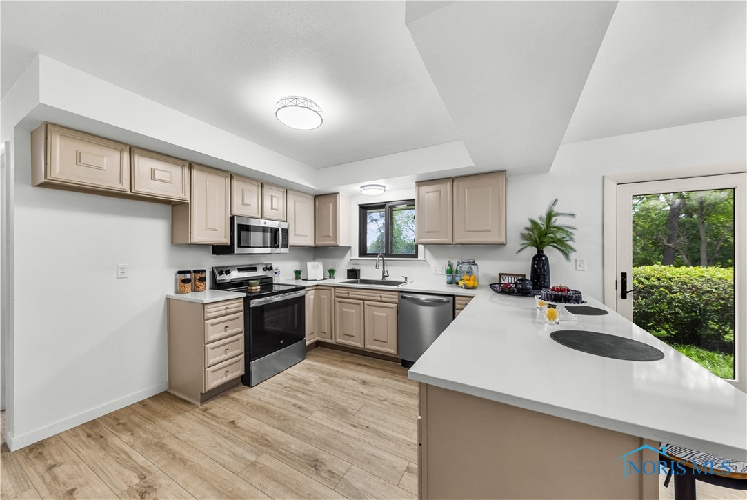3407 Waterville Swanton Road, Swanton, Ohio image 3
