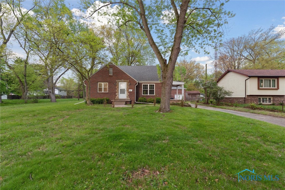 1910 Eileen Road, Toledo, Ohio image 2