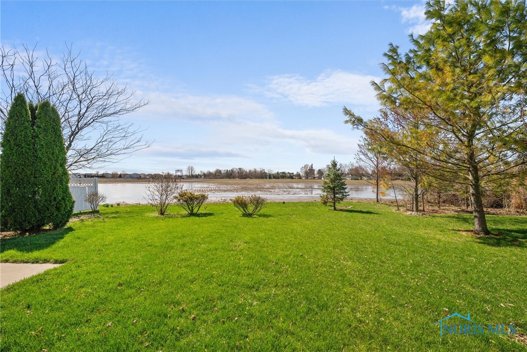 216 E Greenwood Drive, Haskins, Ohio image 32