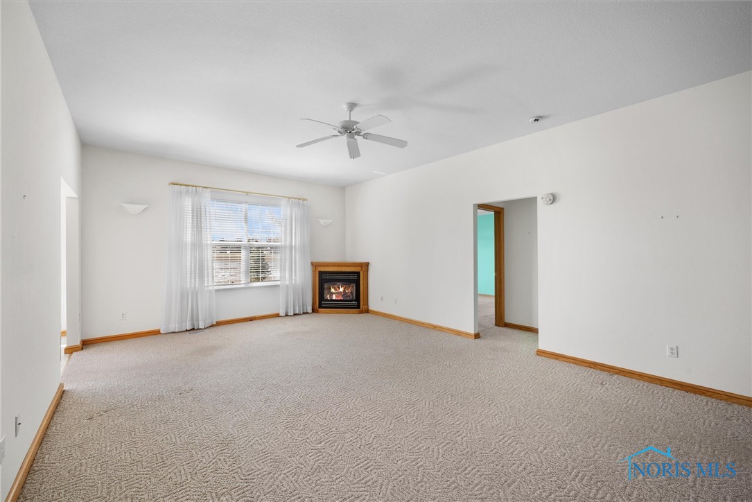 216 E Greenwood Drive, Haskins, Ohio image 13
