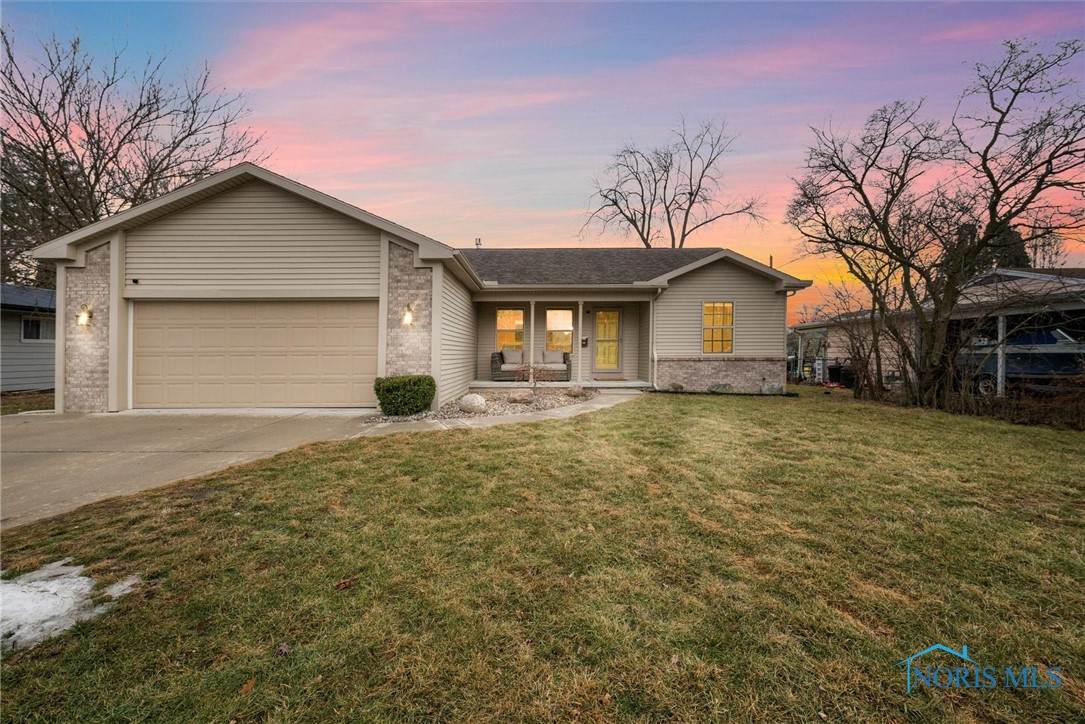 660 Greenfield Drive, Maumee, Ohio image 1