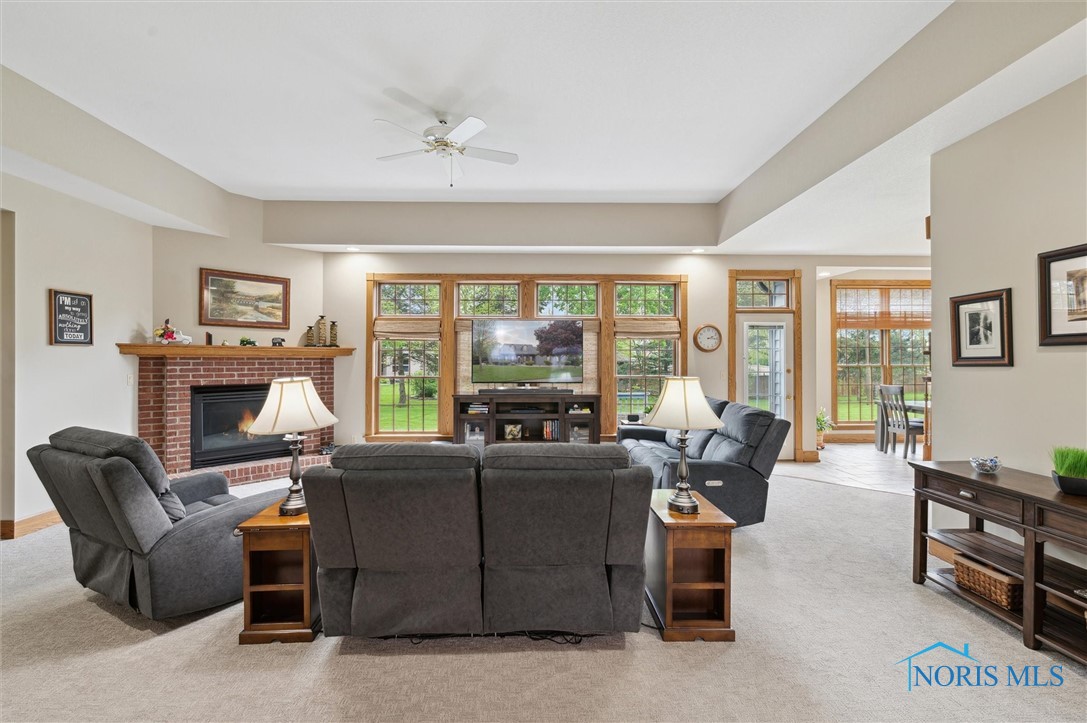1903 Greystone Drive, Findlay, Ohio image 16