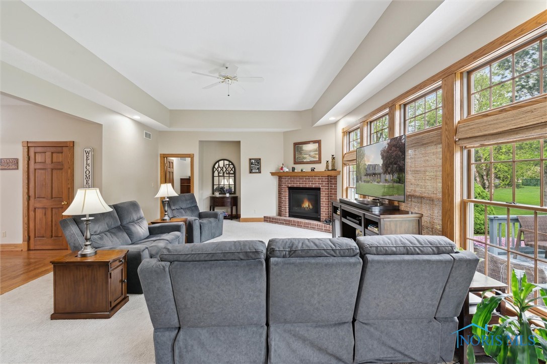 1903 Greystone Drive, Findlay, Ohio image 19