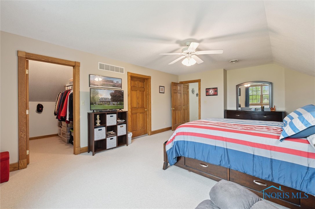 1903 Greystone Drive, Findlay, Ohio image 32