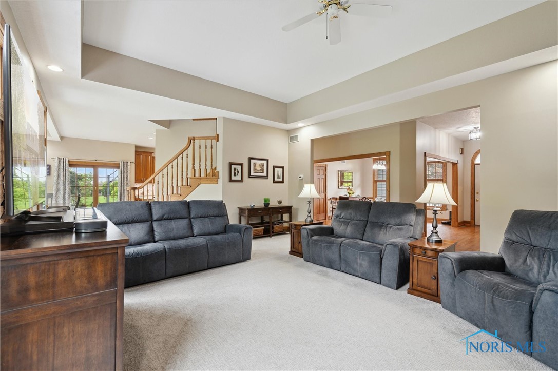 1903 Greystone Drive, Findlay, Ohio image 18