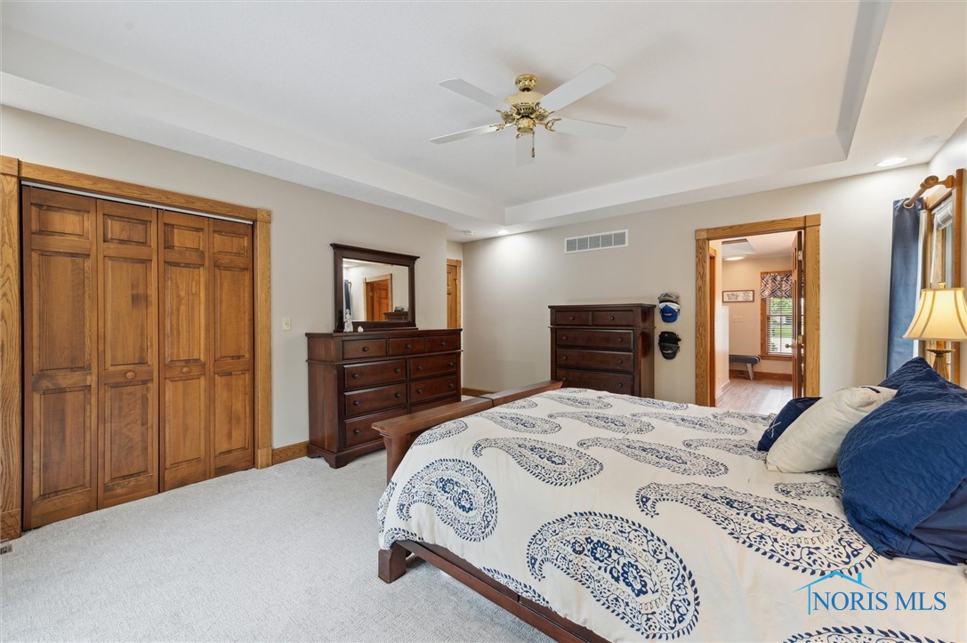 1903 Greystone Drive, Findlay, Ohio image 23
