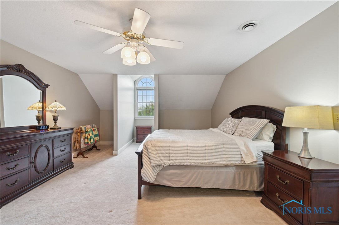 1903 Greystone Drive, Findlay, Ohio image 35