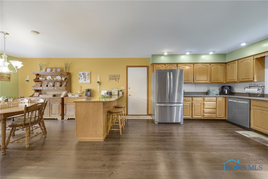 9389 County Road N2, Napoleon, Ohio image 10