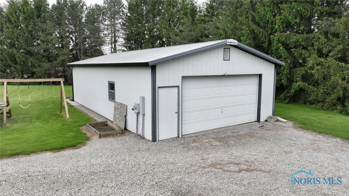 9389 County Road N2, Napoleon, Ohio image 40