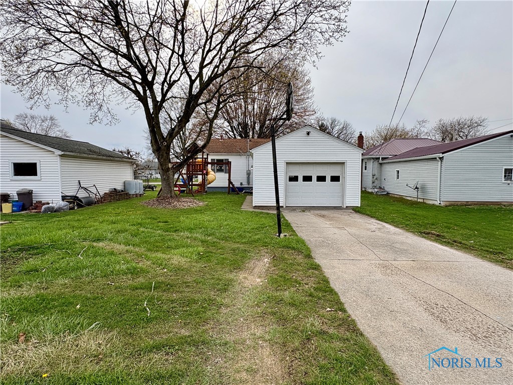 825 S Myrtle Avenue, Willard, Ohio image 29