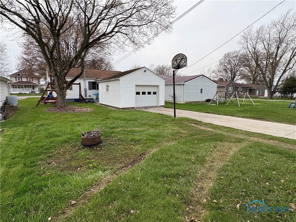825 S Myrtle Avenue, Willard, Ohio image 30