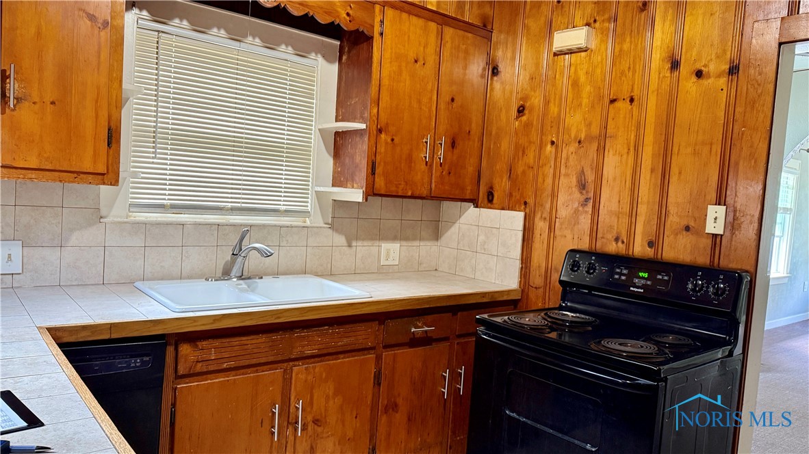 2659 Oak Grove Place, Toledo, Ohio image 13