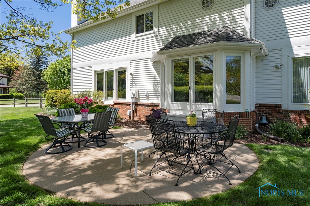 765 Ashbury Drive, Perrysburg, Ohio image 32