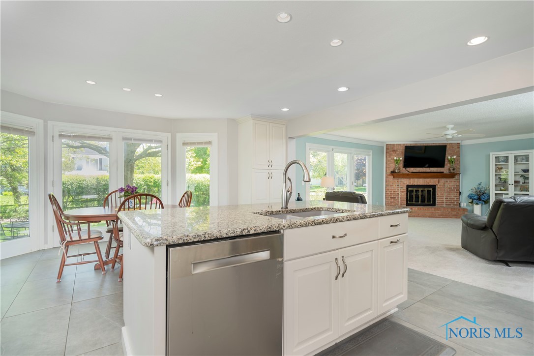 765 Ashbury Drive, Perrysburg, Ohio image 9
