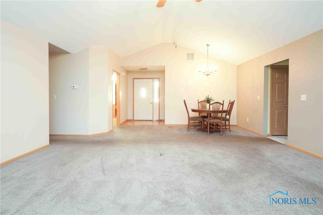 2129 Greystone Court, Findlay, Ohio image 12
