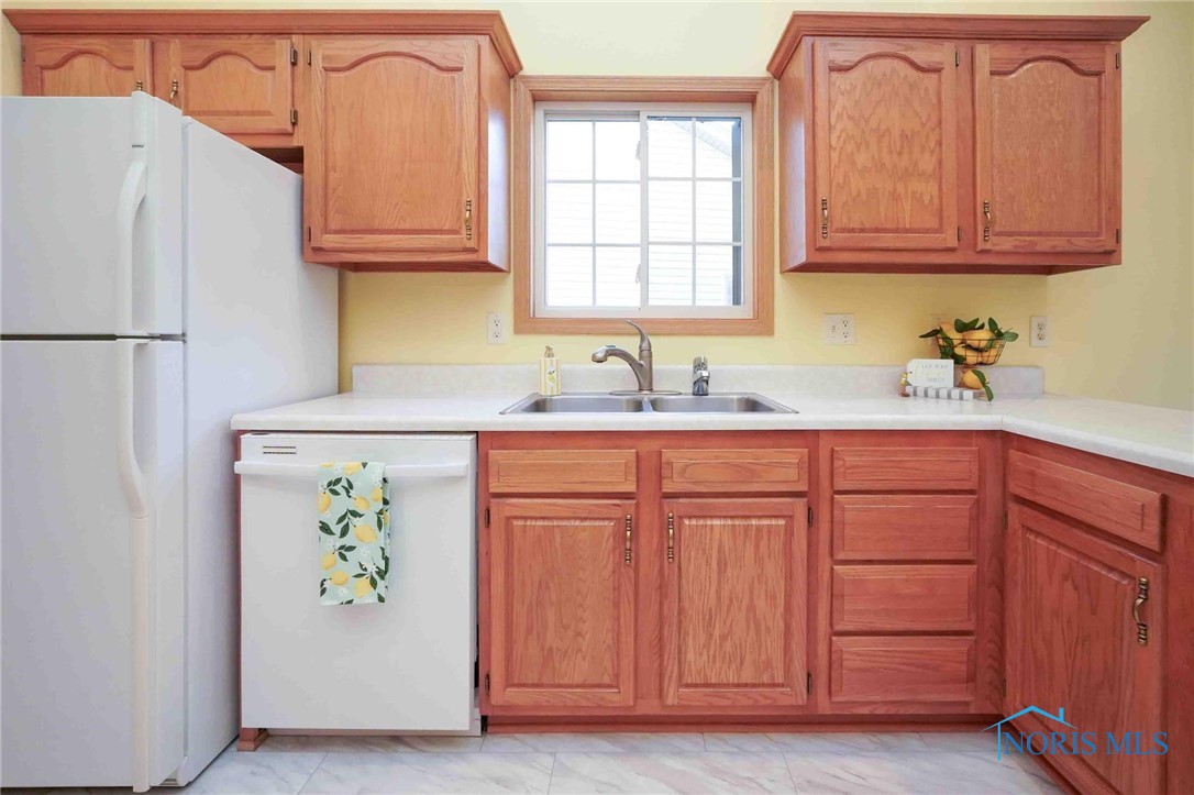 2129 Greystone Court, Findlay, Ohio image 14