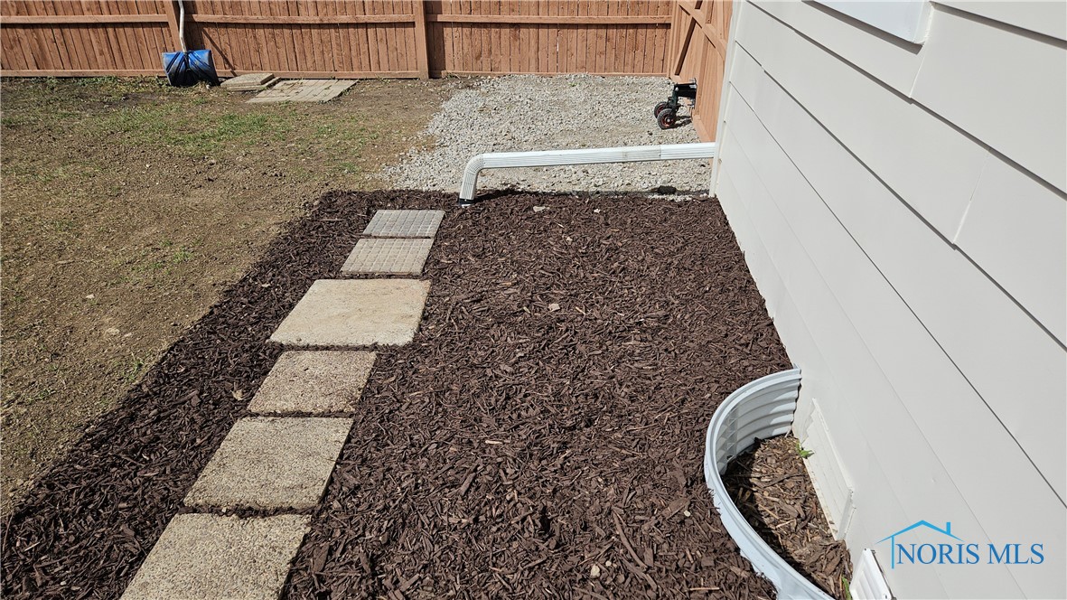 2740 Mechanic Street, Oregon, Ohio image 3