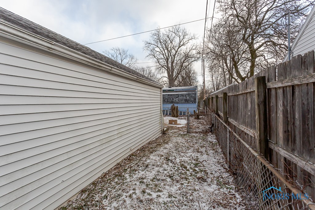 5523 Fenwick Drive, Toledo, Ohio image 46