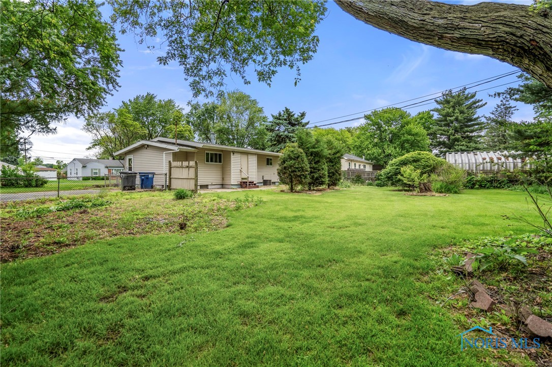 1765 Newport Avenue, Toledo, Ohio image 25