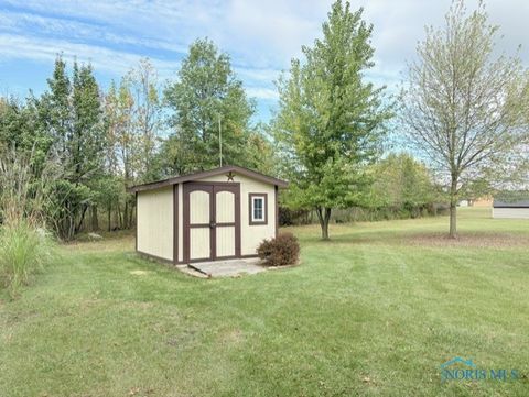 Tiny photo for 130 W Pinewood Avenue, Defiance, OH 43512 (MLS # 6136312)