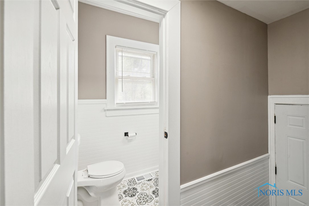911 Alvison Road, Toledo, Ohio image 19