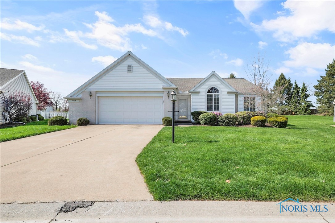 4506 Woodridge Drive, Sandusky, Ohio image 2