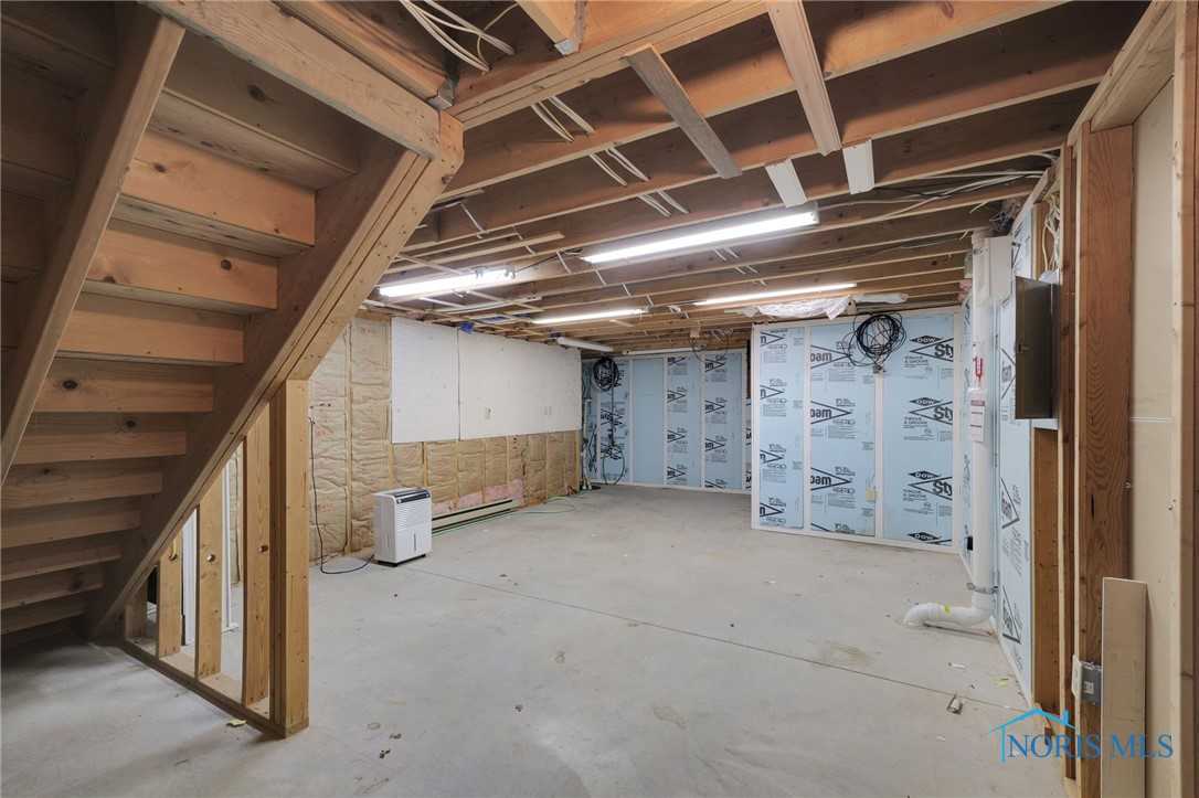 4506 Woodridge Drive, Sandusky, Ohio image 38