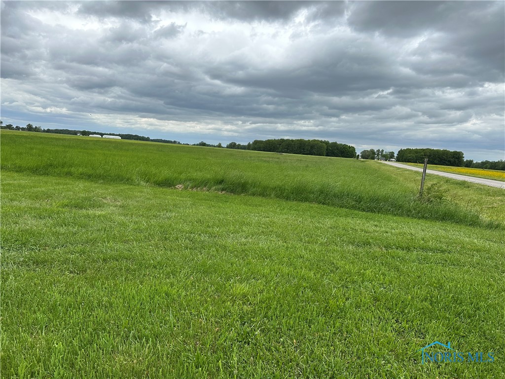 N Atwater Road, Oak Harbor, Ohio image 2