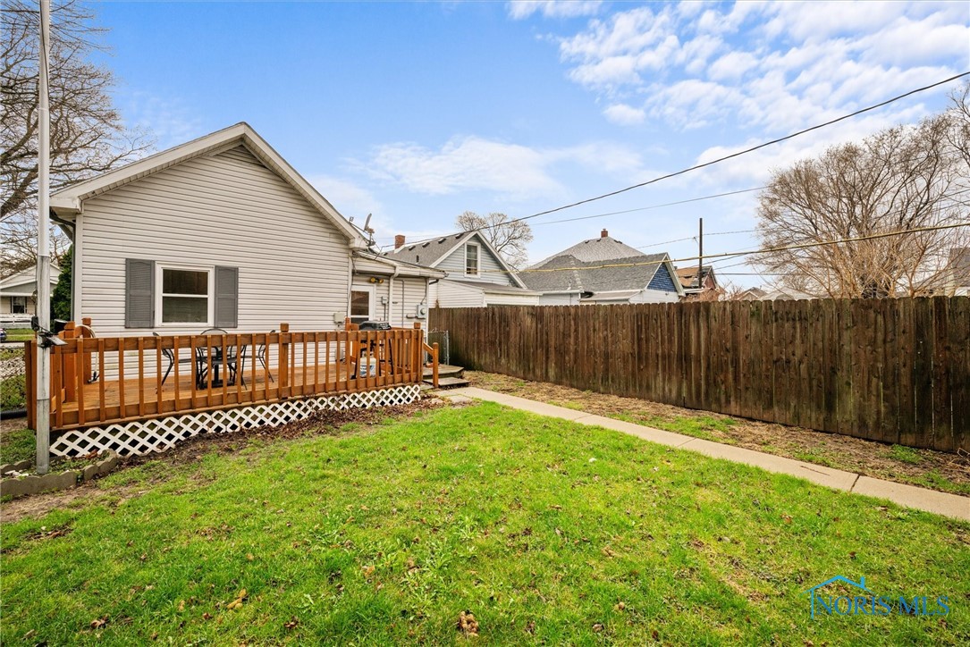 625 Valleywood Drive, Toledo, Ohio image 21