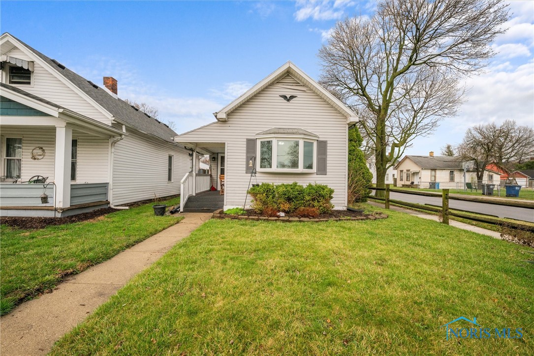 625 Valleywood Drive, Toledo, Ohio image 3