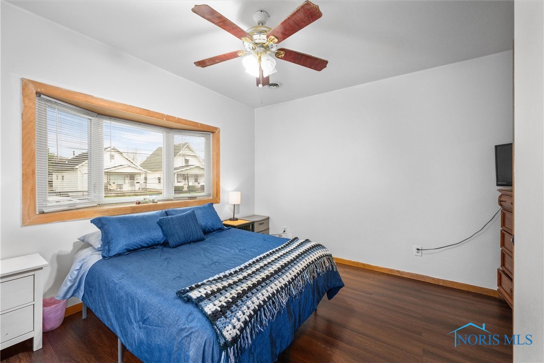 625 Valleywood Drive, Toledo, Ohio image 14