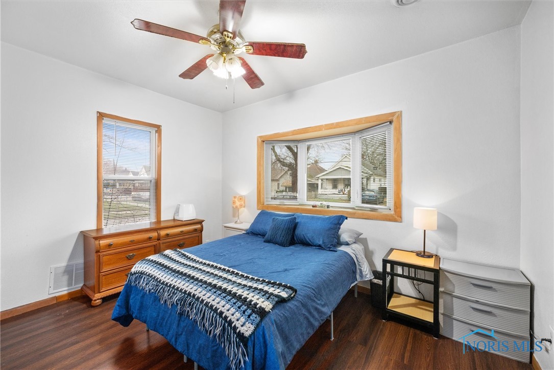 625 Valleywood Drive, Toledo, Ohio image 13