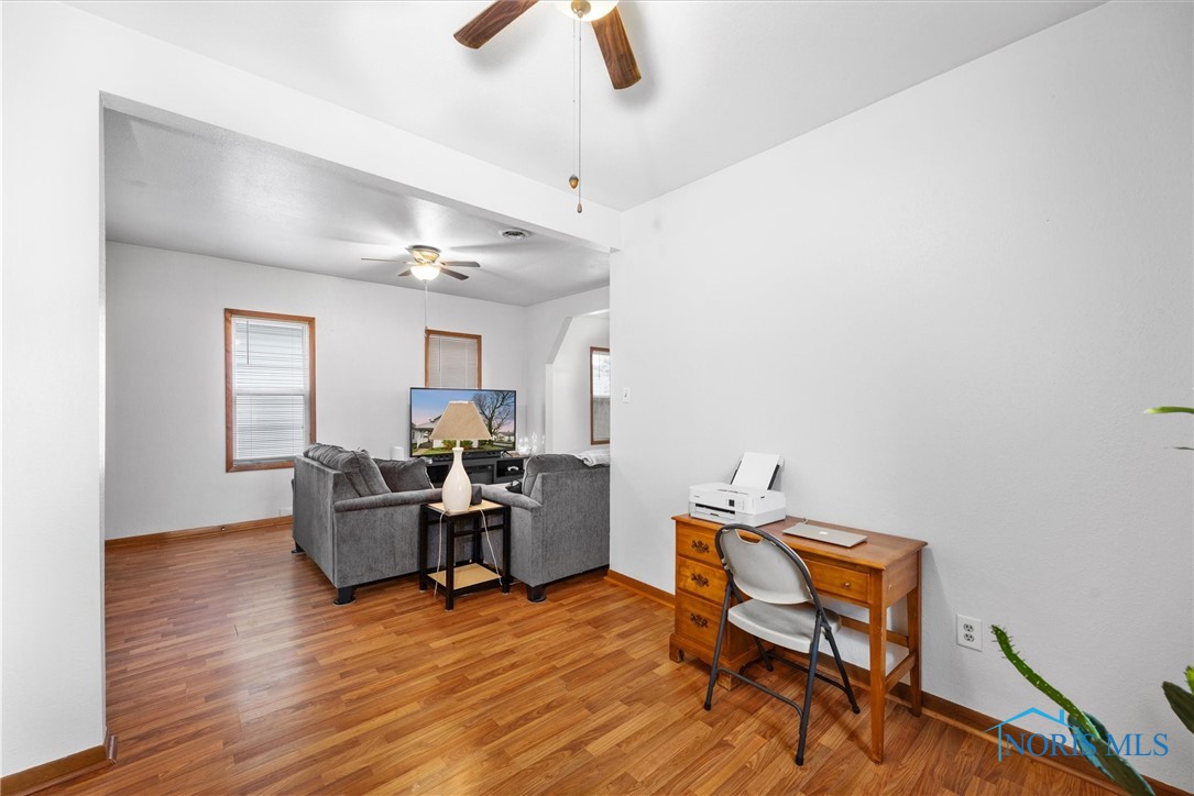 625 Valleywood Drive, Toledo, Ohio image 11