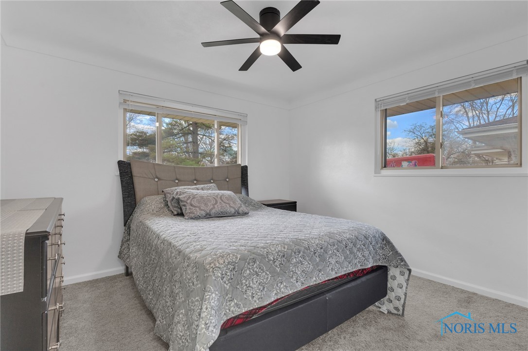 2316 Lynn Park Drive, Toledo, Ohio image 36