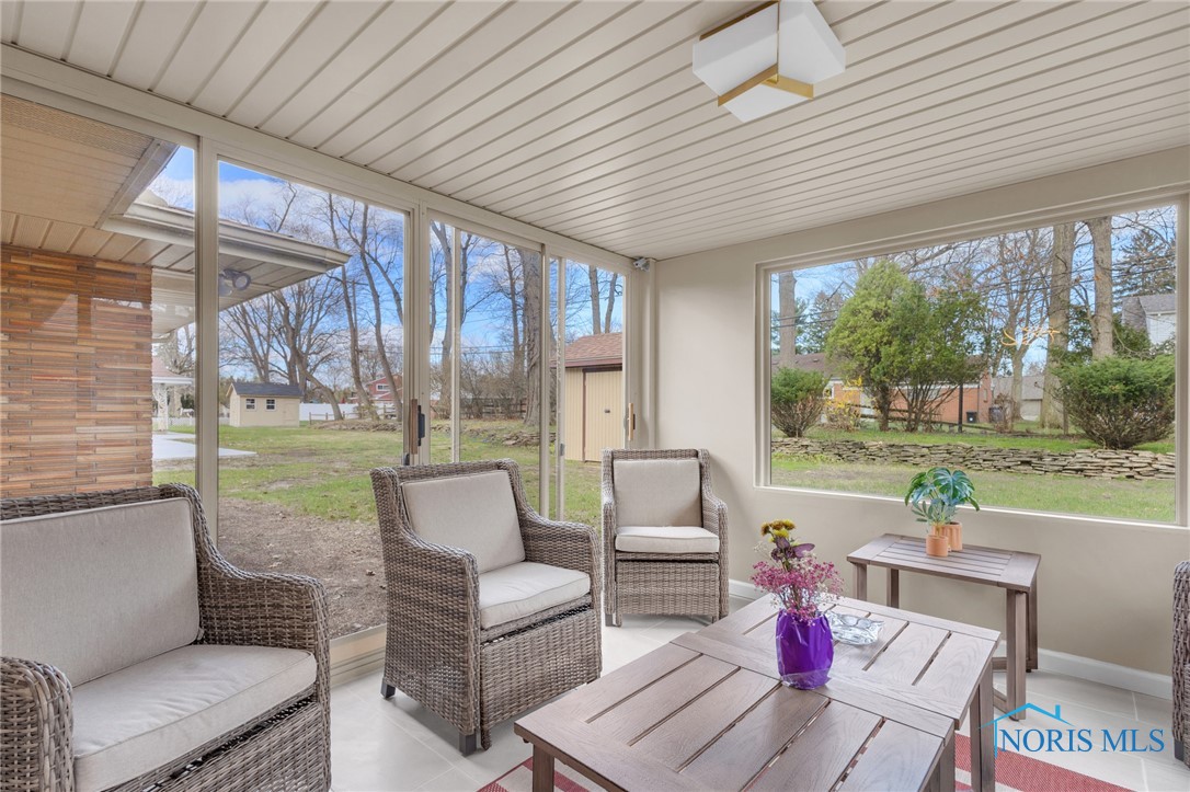 2316 Lynn Park Drive, Toledo, Ohio image 24
