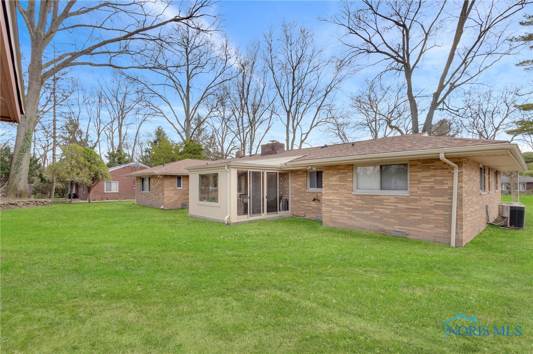 2316 Lynn Park Drive, Toledo, Ohio image 39