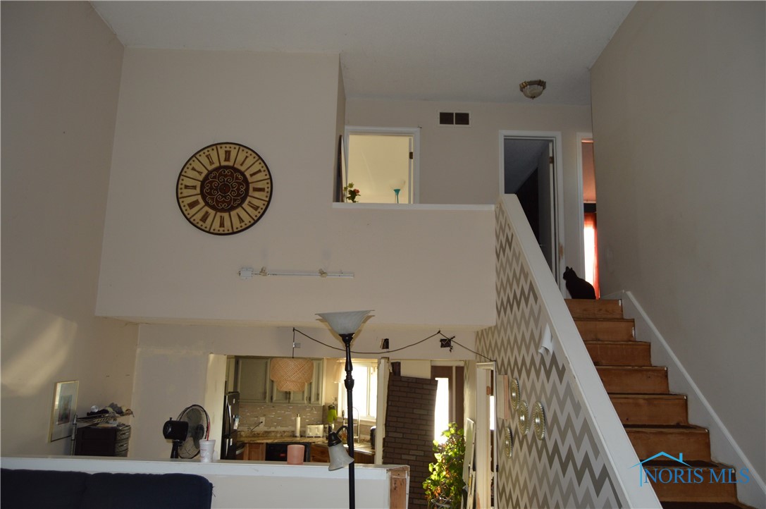 1611 Brand Manor Drive, Findlay, Ohio image 4
