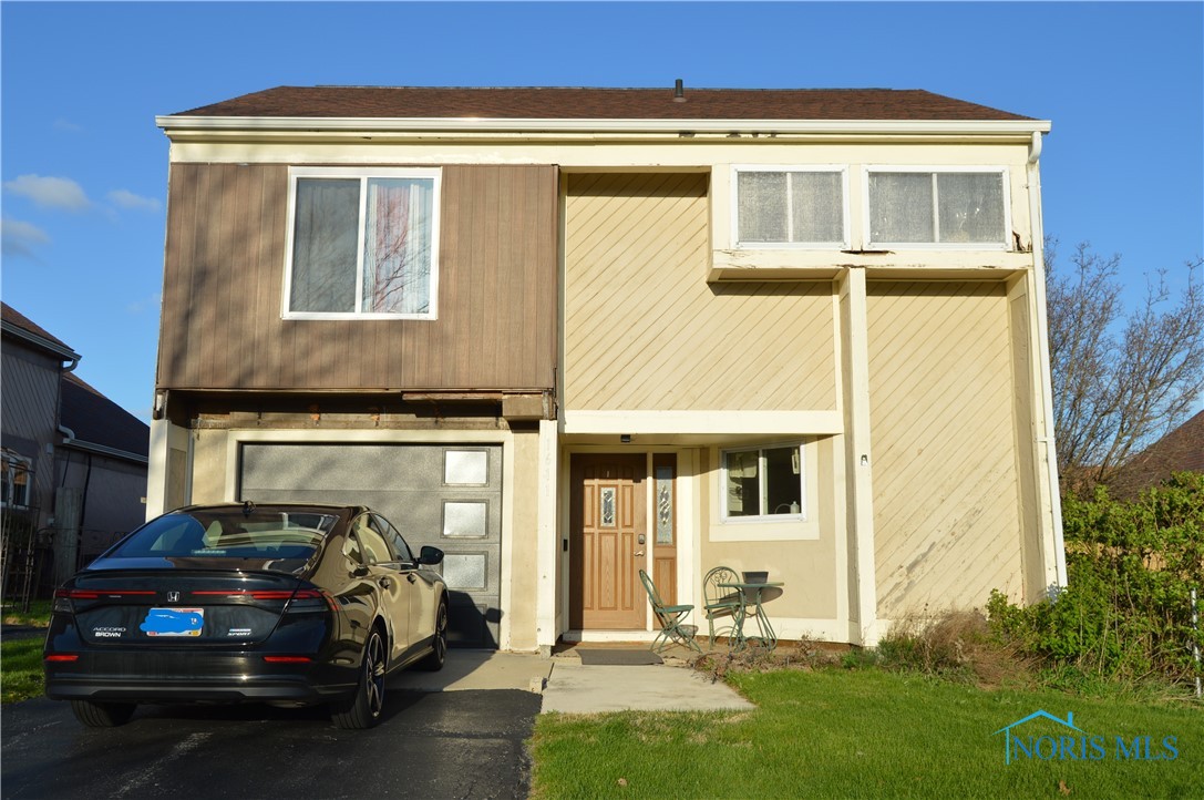 1611 Brand Manor Drive, Findlay, Ohio image 1