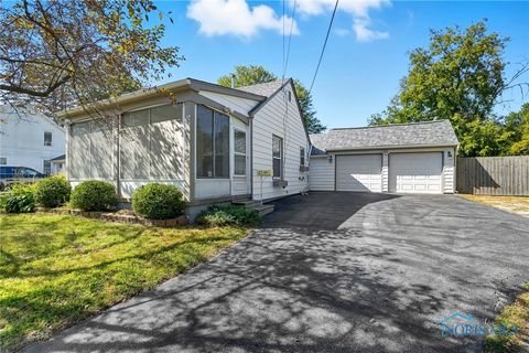 Photo of 510 S Main Street, Swanton, OH 43558 (MLS # 6135012)