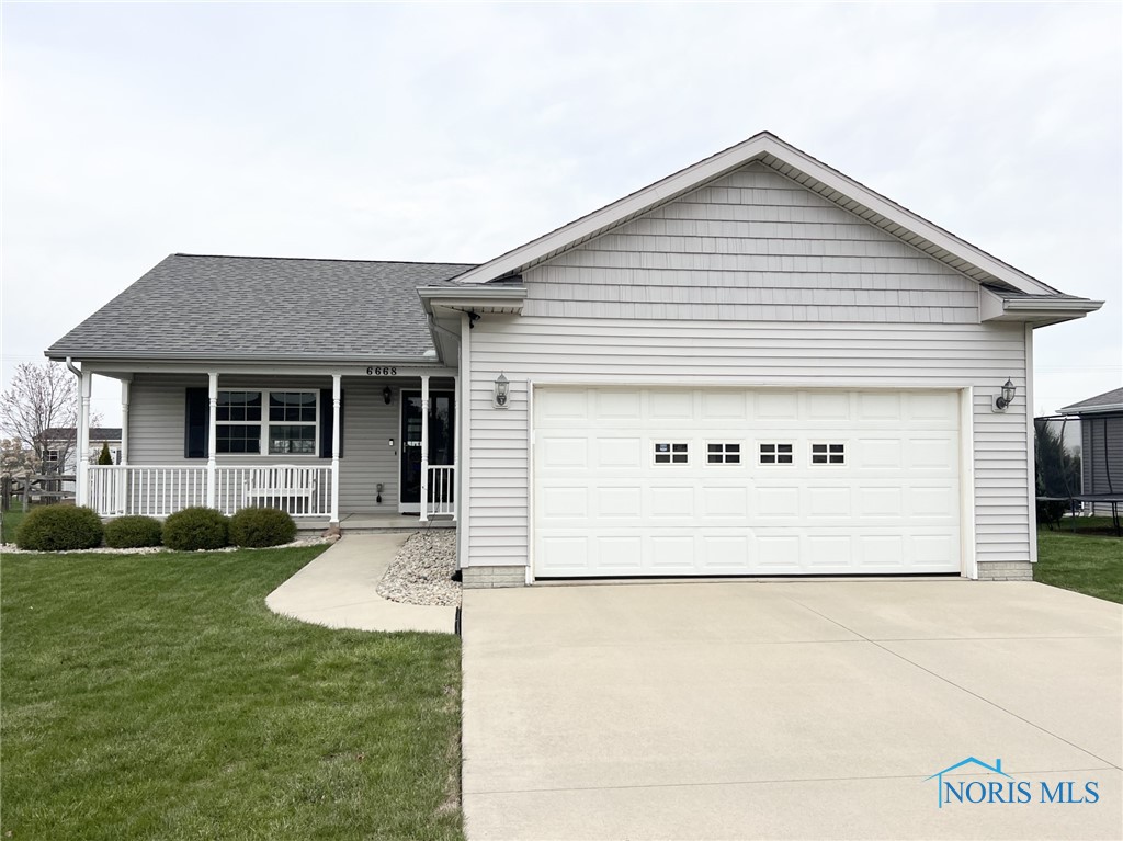6668 Alexander Drive, Walbridge, Ohio image 1